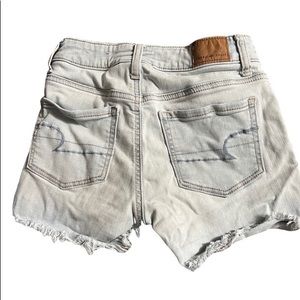 American Eagle 00 denim shorts with frayed edges, very good condition